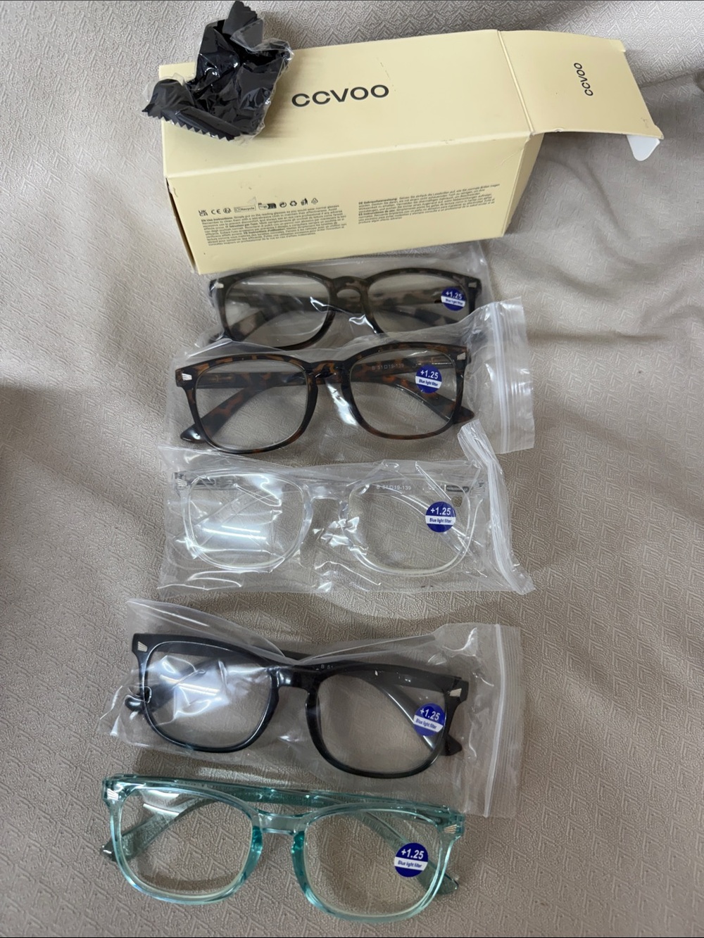 Men’/women large 5 pack new in box Fashion 1.5 Blue light filter reading glasses